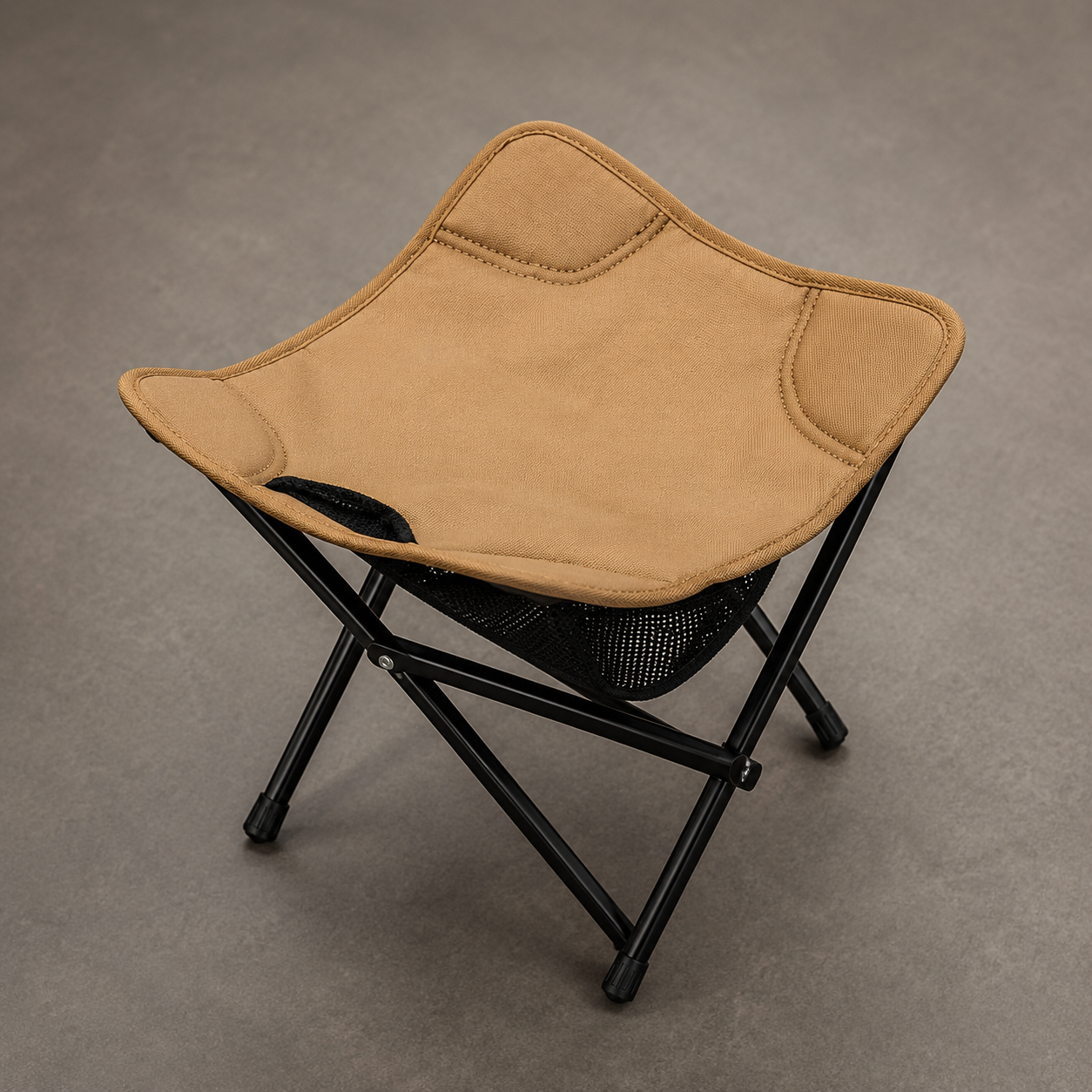 Folding camp stool angle
