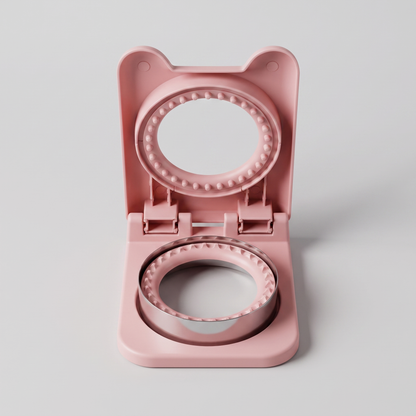 Round sandwich maker and sealer front view